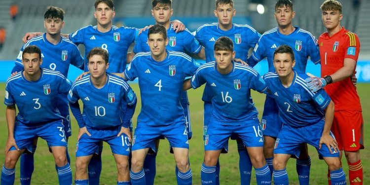 L'Italia U20 schierata in Polonia (da Facebook)