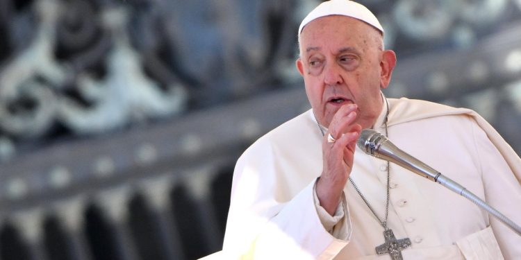 Papa Francesco, Vaticano