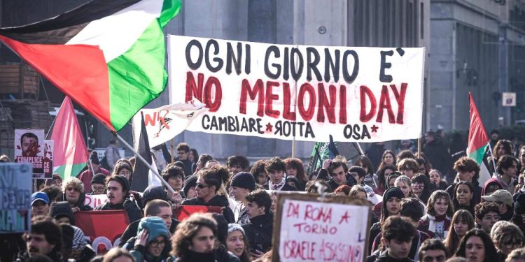 Proteste contro Governo Meloni