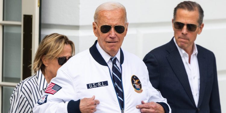 Biden con il figlio Hunter