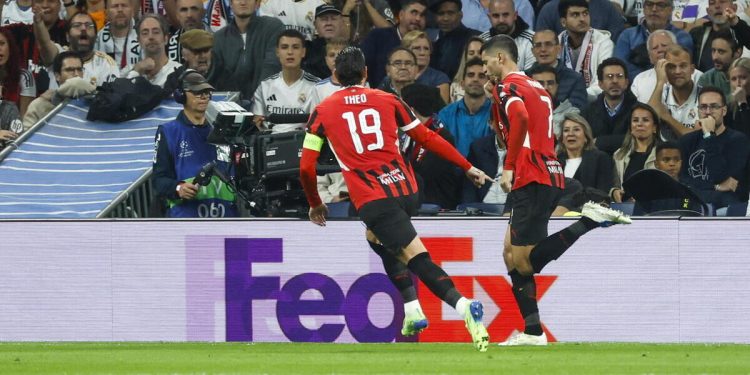 Alvaro Morata esulta con il Milan in Champions League (Foto ANSA)