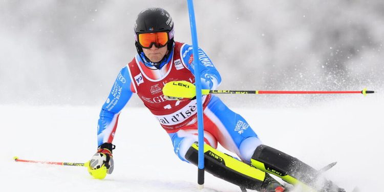 Steven Amiez nello slalom Val d'Isère (Foto ANSA)