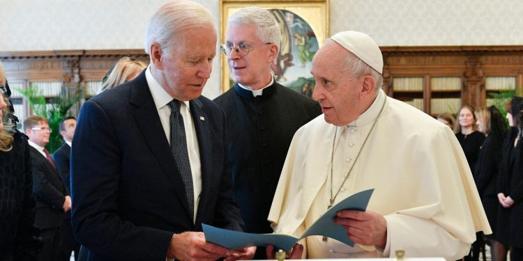 Biden e Papa Francesco