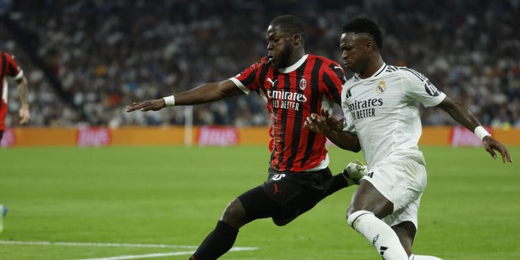 Fikayo Tomori contro Vinicius Junior in Real Madrid MIlan (Foto ANSA)