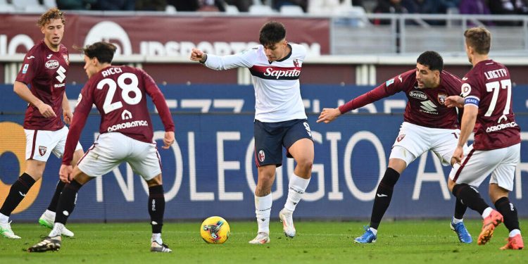 Santiago Castro con il Bologna contro il Torino (Foto ANSA)