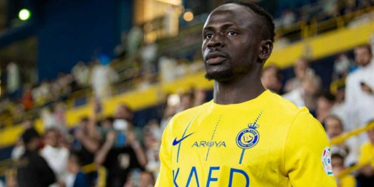 Sadio Mane con la maglia dell'Al Nassr