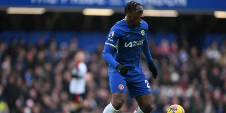 Axel Disasi con la maglia del Chelsea