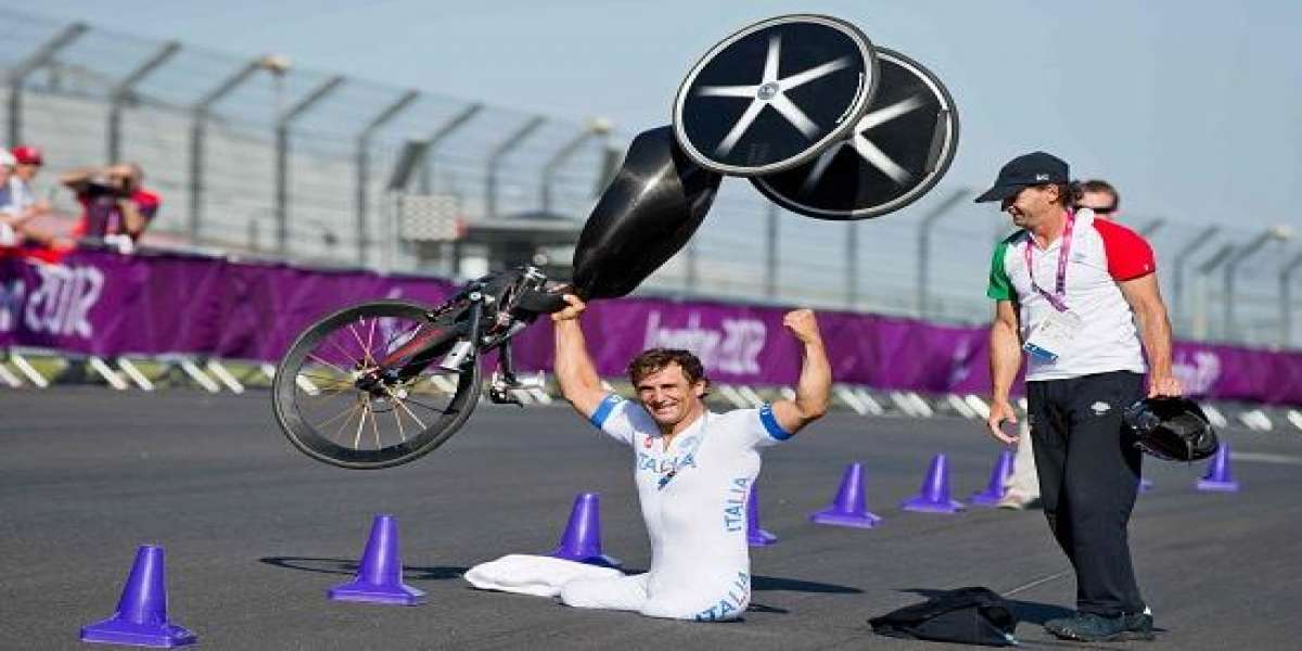 PARALIMPIADI LONDRA 2012/ Alex Zanardi medaglia d'oro nella cronometro di  handbike, argento per Pizzi-Pizzi, bronzo per Podestà