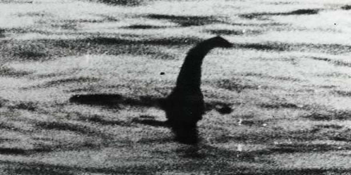 Il mostro di Loch Ness nel Doodle di Google 